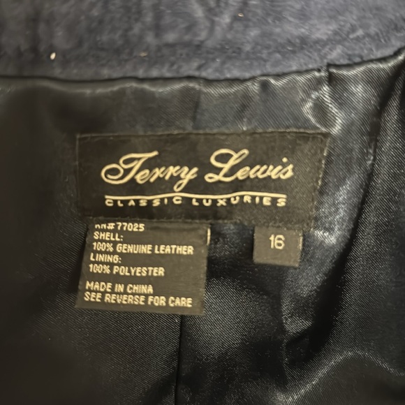 Blue Suede (leather) skirt - Picture 5 of 8